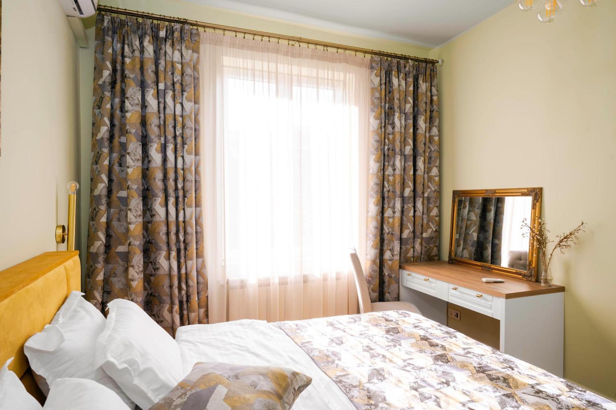 Urban Charm & Comfort - Chic 2Bd In Prime Location By Flat Mаnager Sofia Luaran gambar